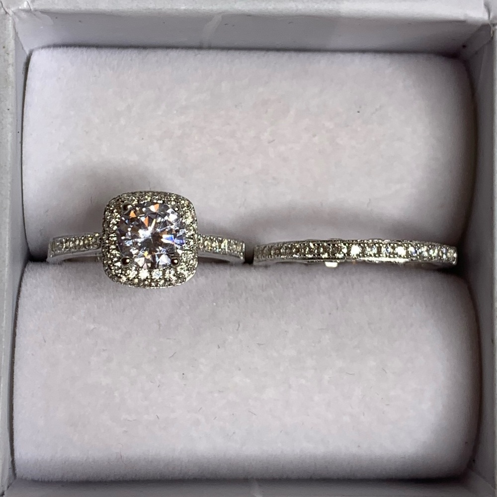 Bridal Set-CZ Diamond Halo Design 925 Silver - Picture 4 of 11